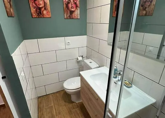 Privada & Acogedora Semesterbostad *